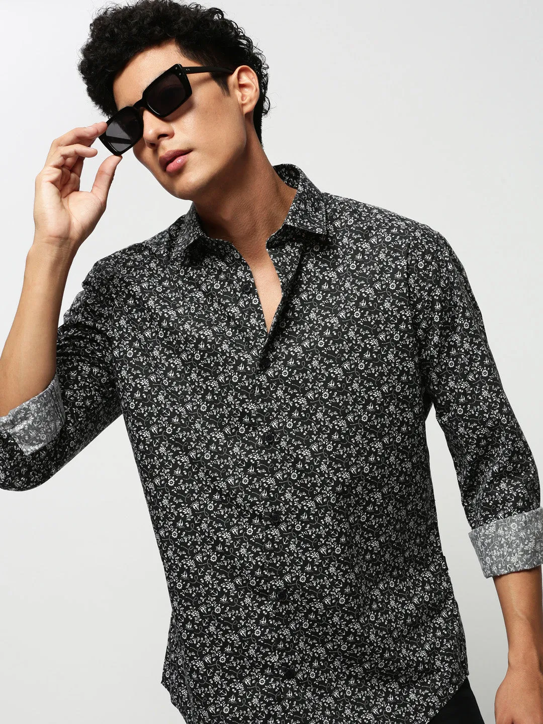 Men Black Floral Casual Casual Shirts