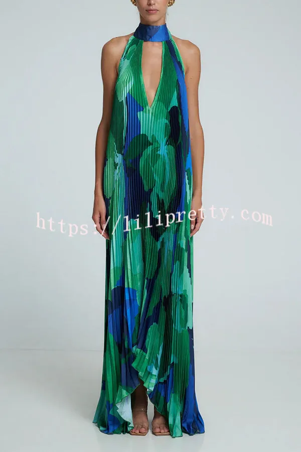 Opera Pleated Colorblock Camouflage Print Cutout Halter  A-line Maxi Dress